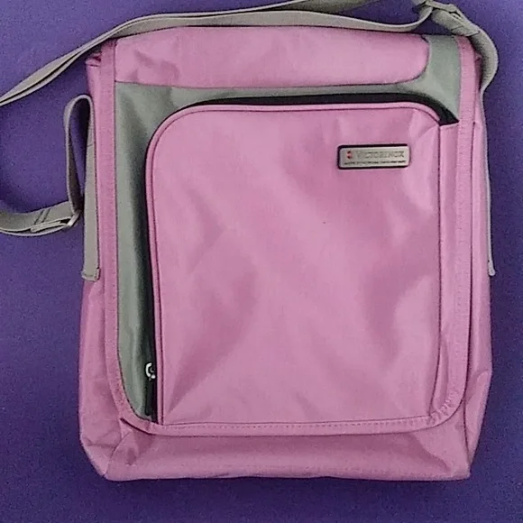 Victorinox Bags Victorinox Laptop Padded Computer Shoulder Bag